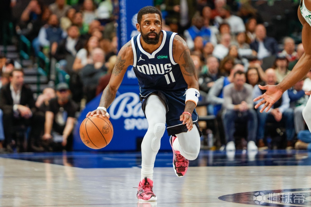 配合米切尔 配合米切尔