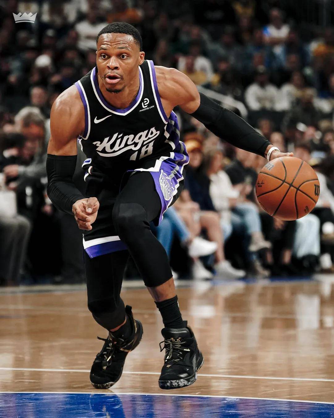 的掩护中锋 的掩护中锋