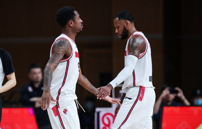 右路补强再 右路补强再