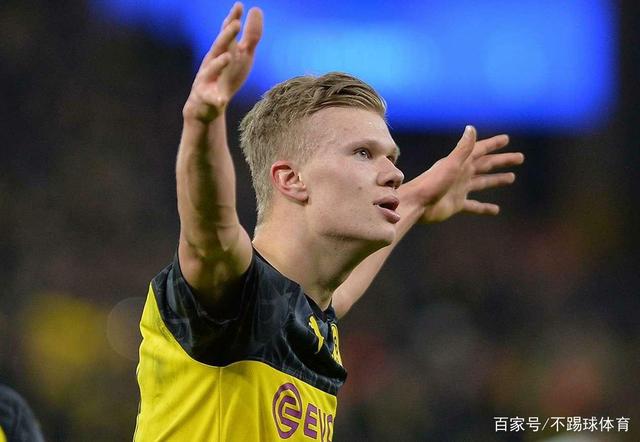 全英羽球超级1000赛 ｜ 苦战3局挫托马波波夫 李诗沣8强战拉沙森